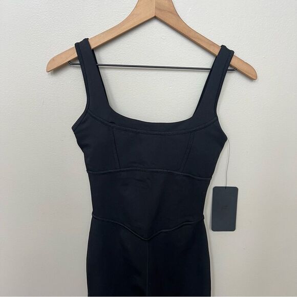 Fabletics NWT Frame PowerHold Black Jumpsuit Size XS Active Leggings - Picture 5 of 13
